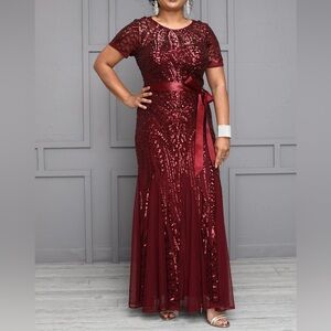 R&M Richard’s gown size 14